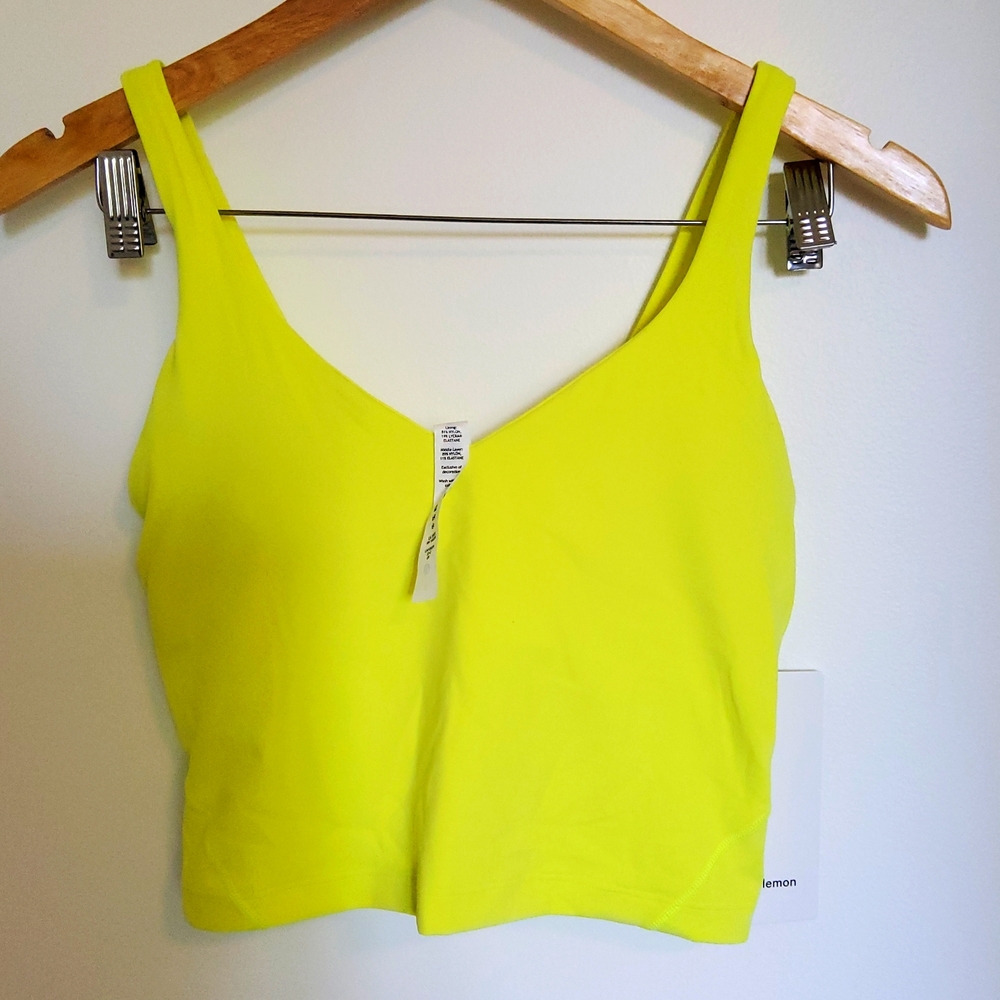 Align crop tank